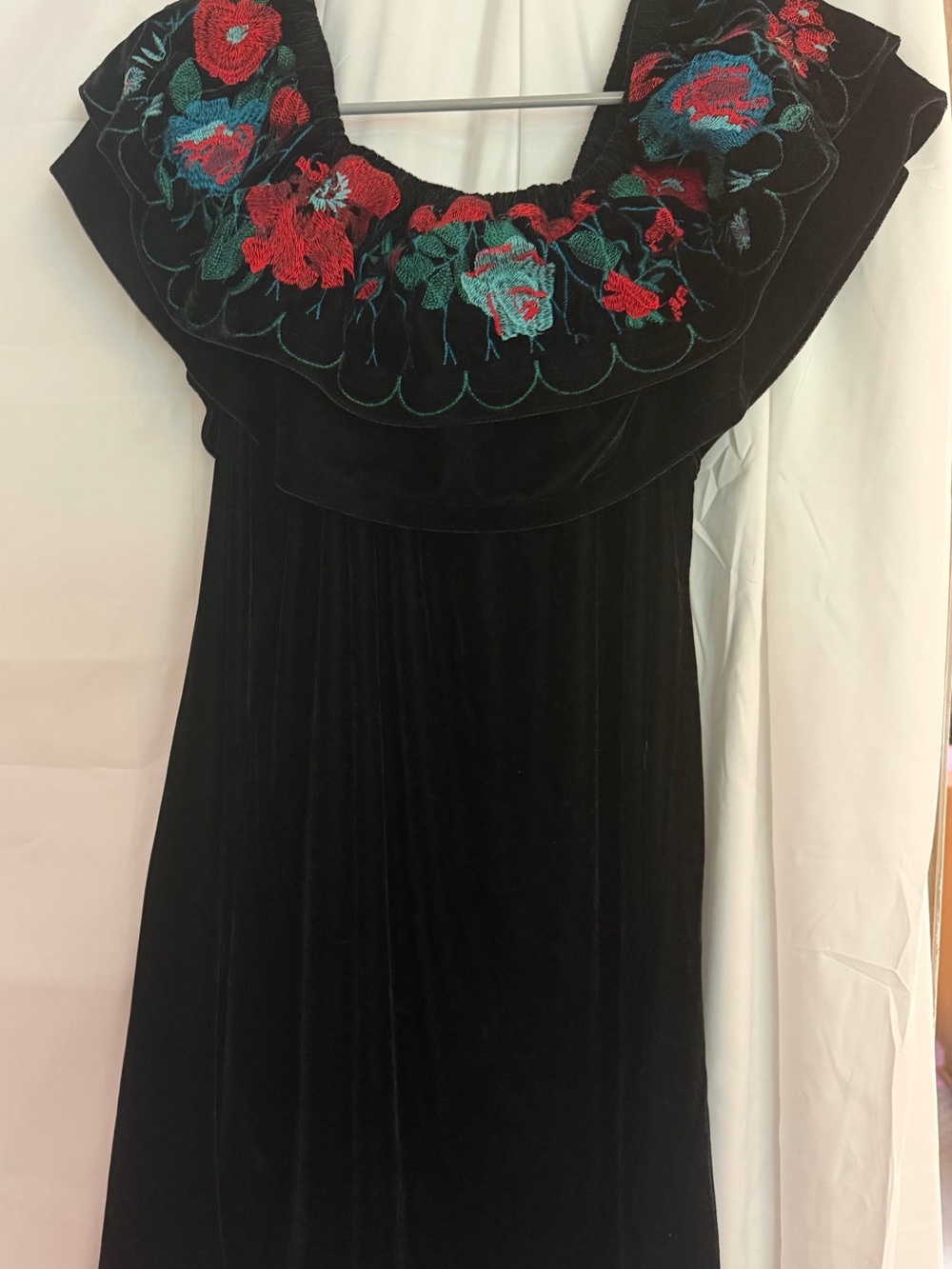 Umgee Off-Shoulder Embroidered Mexican Velvet Mini Dress Black